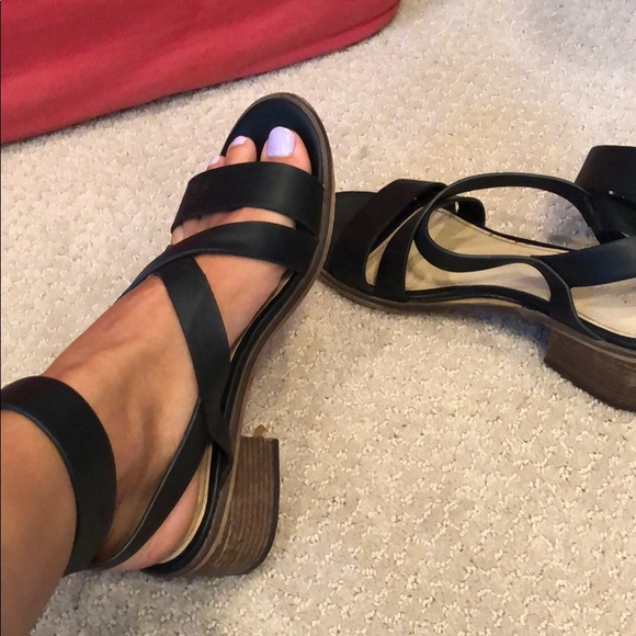 Forever 21 sandal heels - Picture 2 of 4